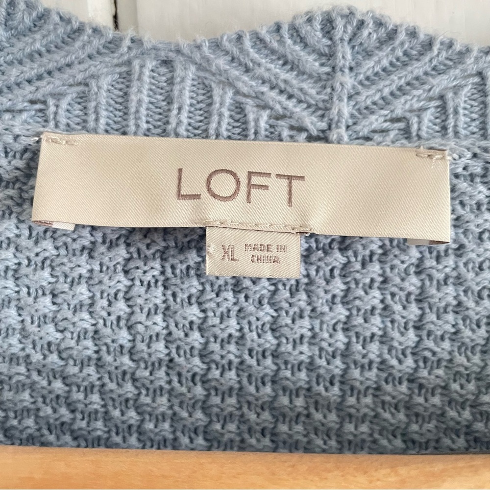 $10 SALE Textured Knit Pullover Sweater Women XL Pastel Blue LOFT - Picture 5 of 6
